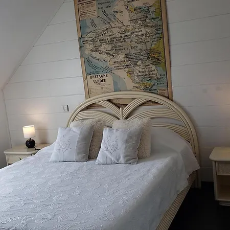 Ferienhaus Maison Cosy A Guerande, Proche Cite Medievale, Avec Jardin, Terrasse, Fibre Et Cinema. - Fr-1-306-970