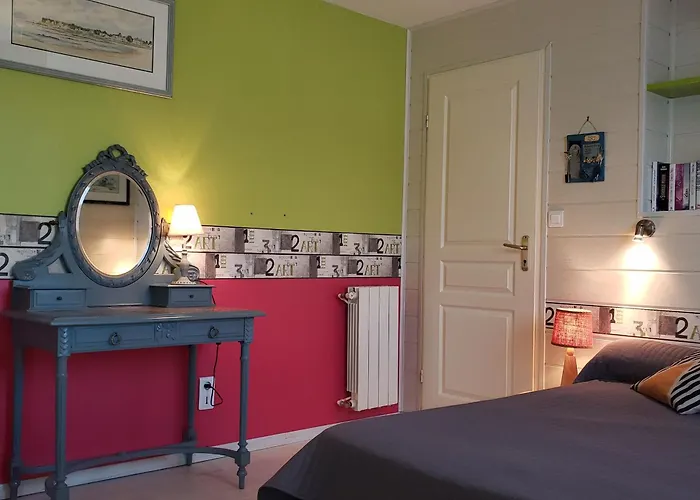 Maison Cosy à Guérande, Proche Cité Médiévale, Avec Jardin, Terrasse, Fibre Et Cinéma. - Fr-1-306-970 *